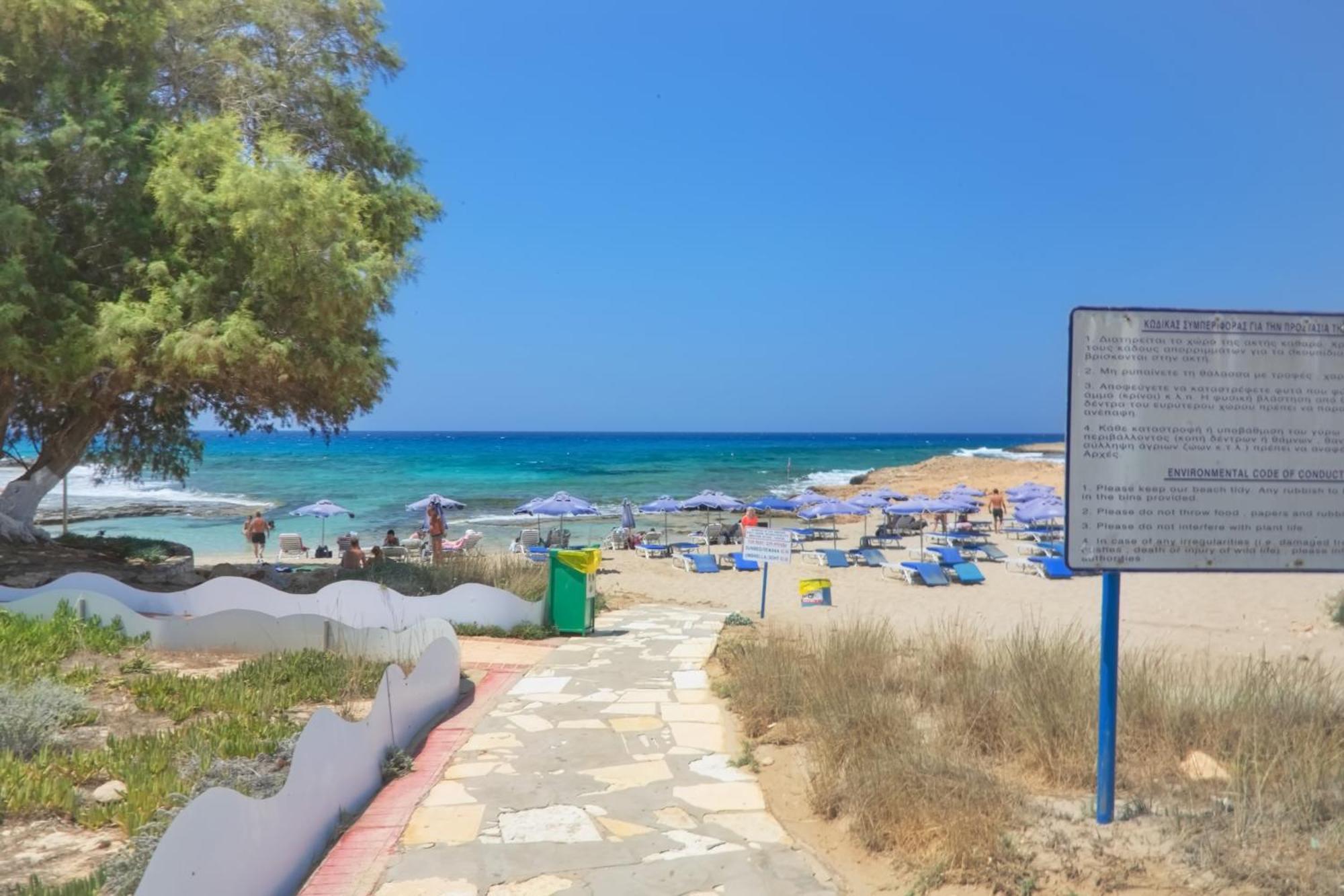 Beachfront Luxury Villa Idania Ayia Napa Exteriör bild