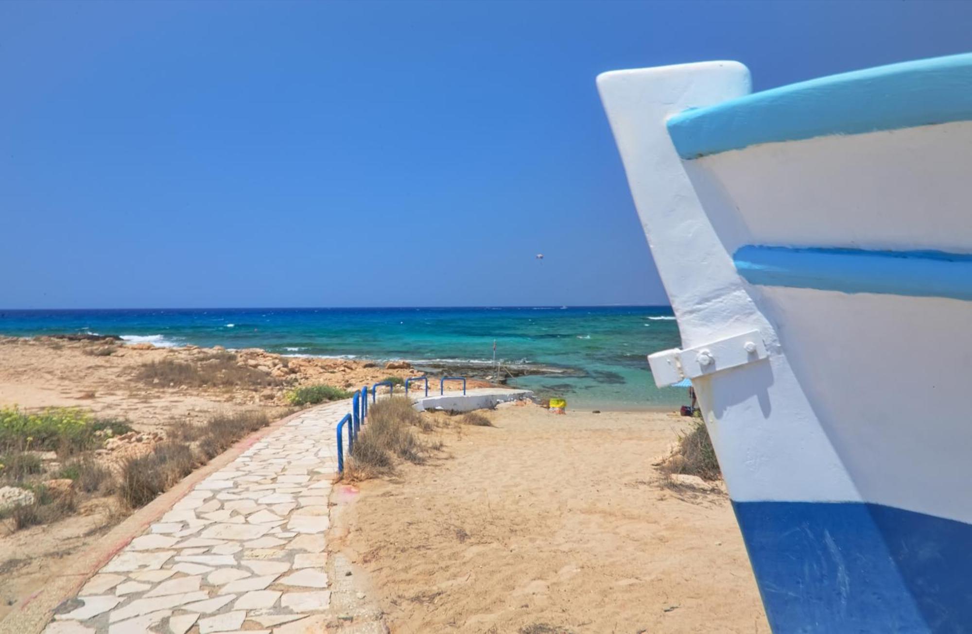 Beachfront Luxury Villa Idania Ayia Napa Exteriör bild