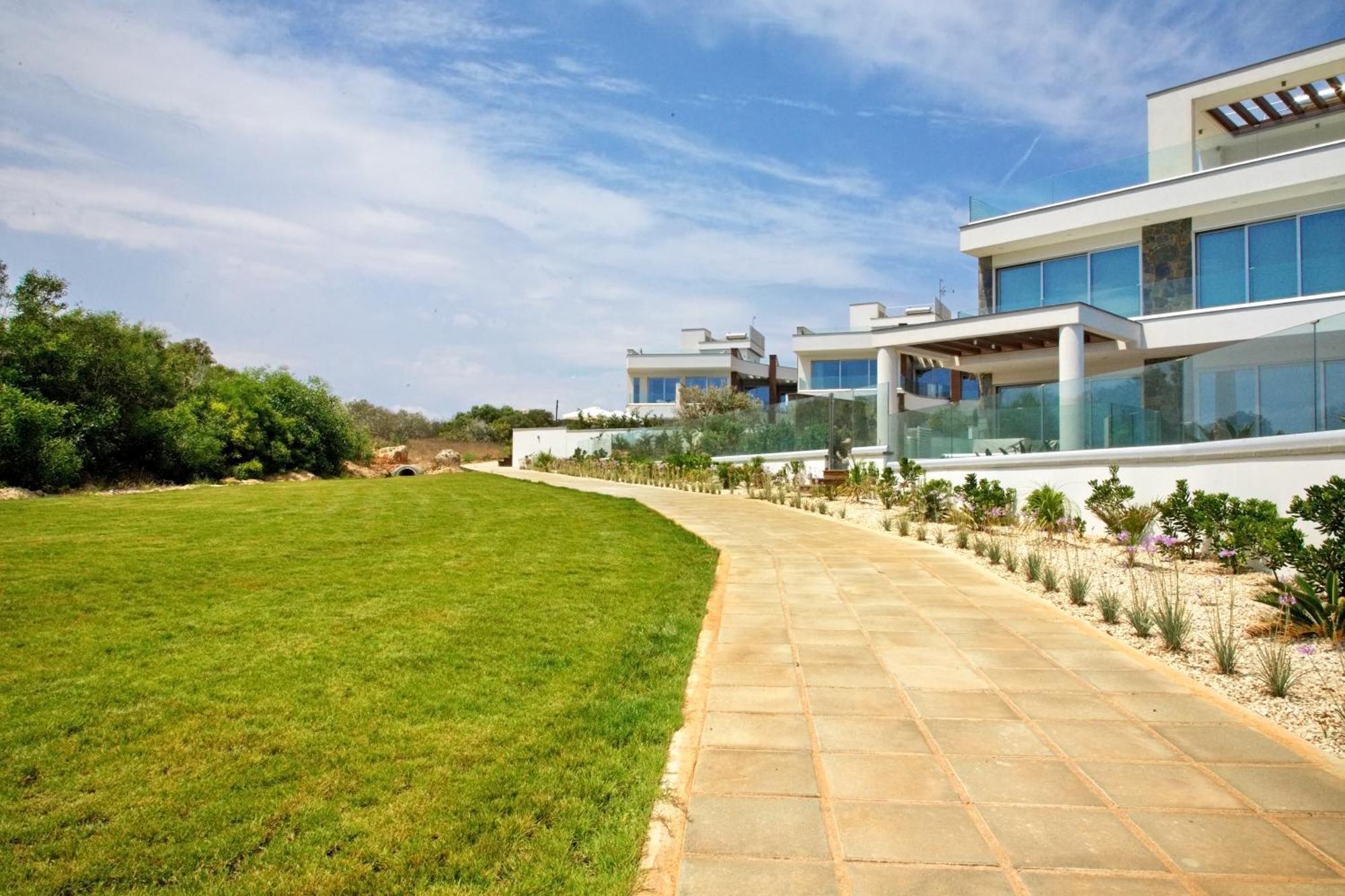 Beachfront Luxury Villa Idania Ayia Napa Exteriör bild