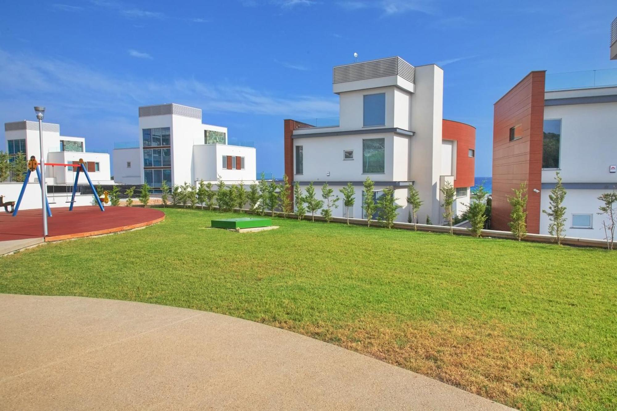Beachfront Luxury Villa Idania Ayia Napa Exteriör bild