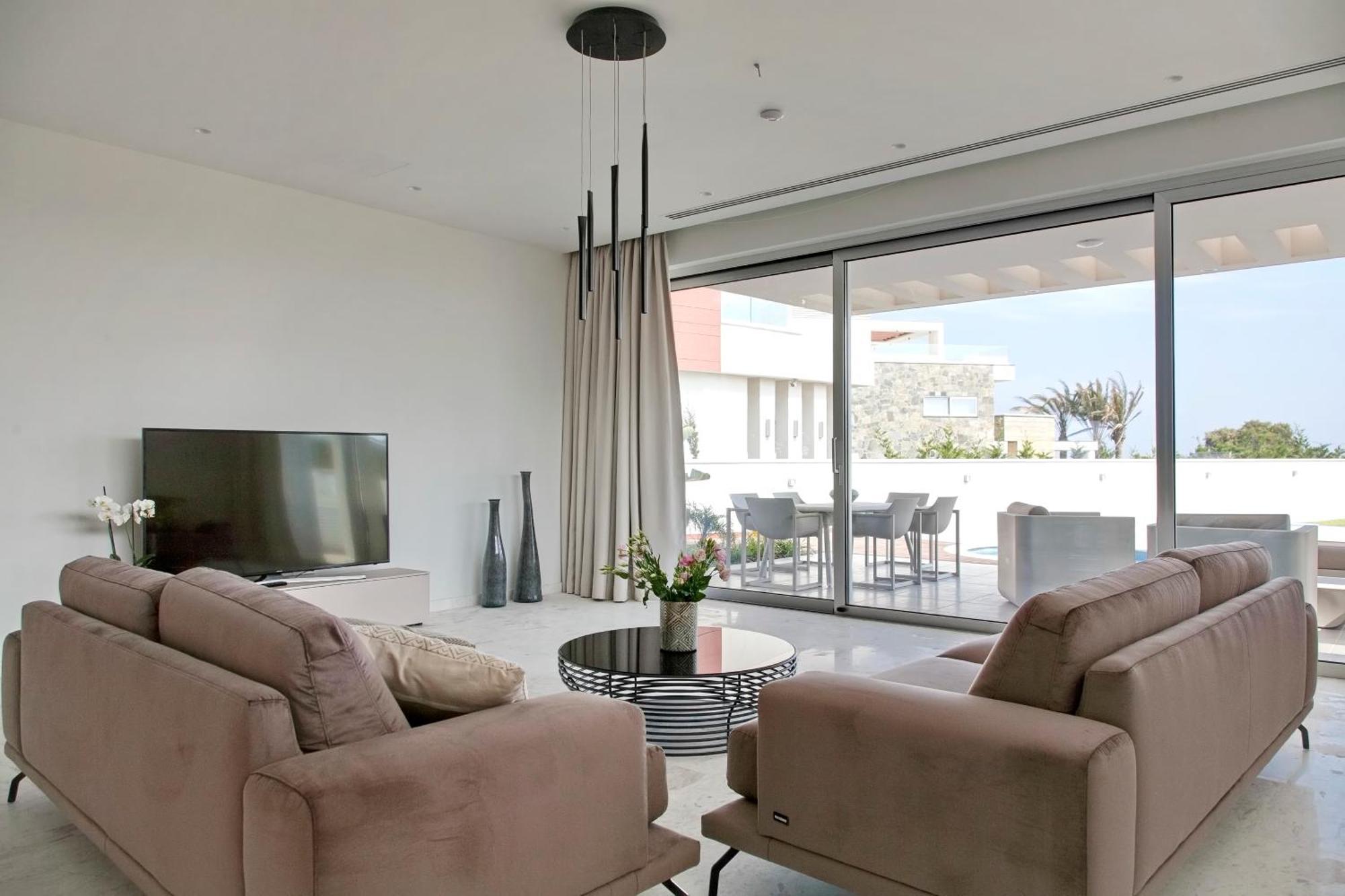Beachfront Luxury Villa Idania Ayia Napa Exteriör bild