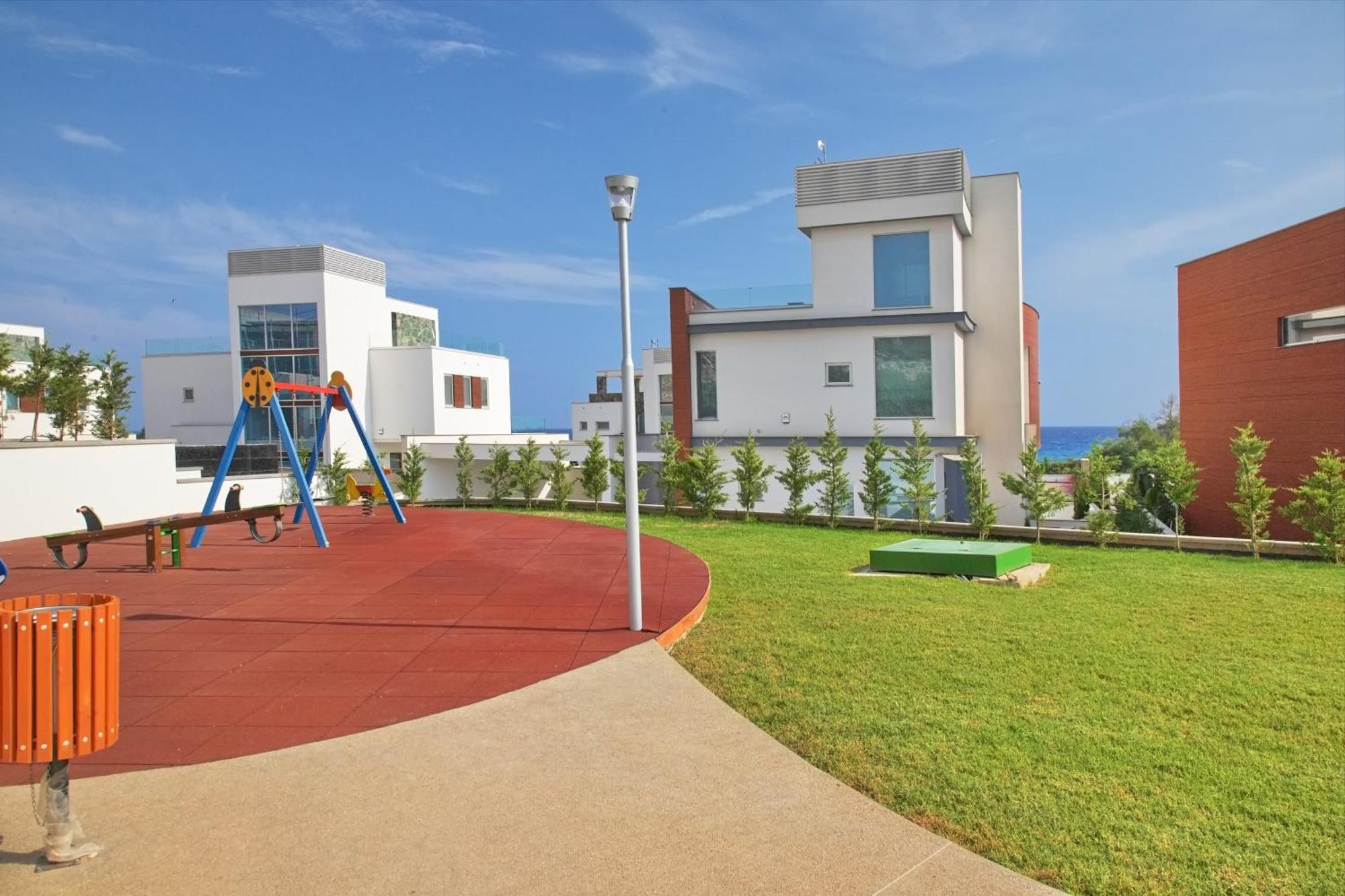 Beachfront Luxury Villa Idania Ayia Napa Exteriör bild