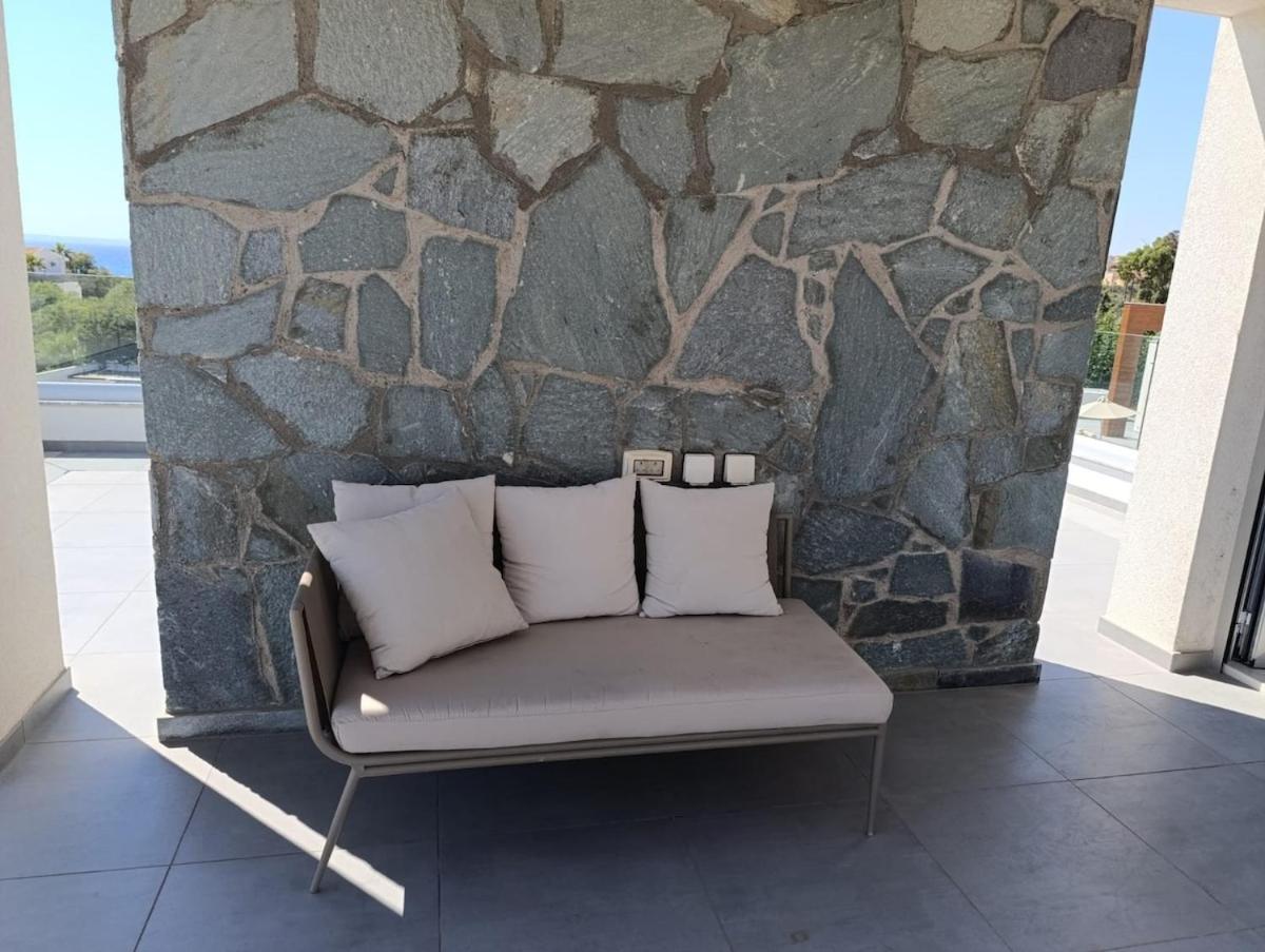 Beachfront Luxury Villa Idania Ayia Napa Exteriör bild