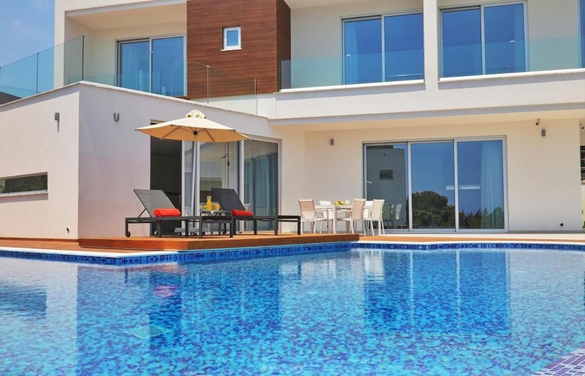 Beachfront Luxury Villa Idania Ayia Napa Exteriör bild